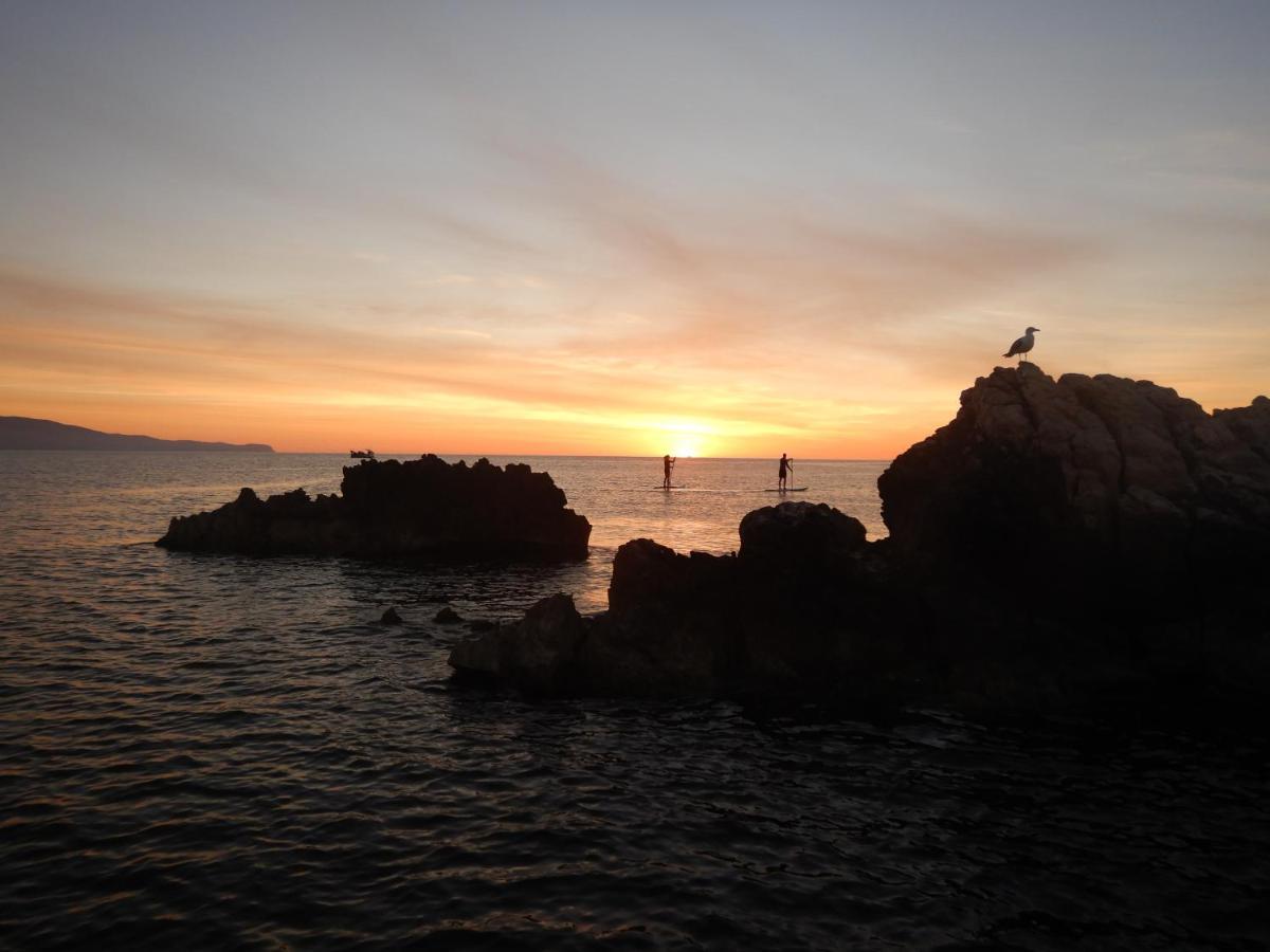 Llagut Daire L' Escala Dış mekan fotoğraf